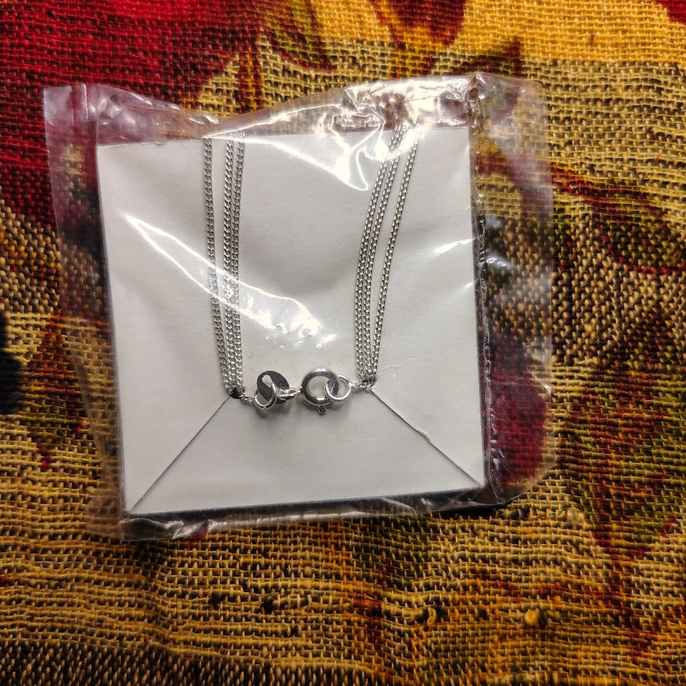 Avon 2005 Sterling Silver Open Work Lapis Blue Necklace NIB NOS - Picture 7 of 12